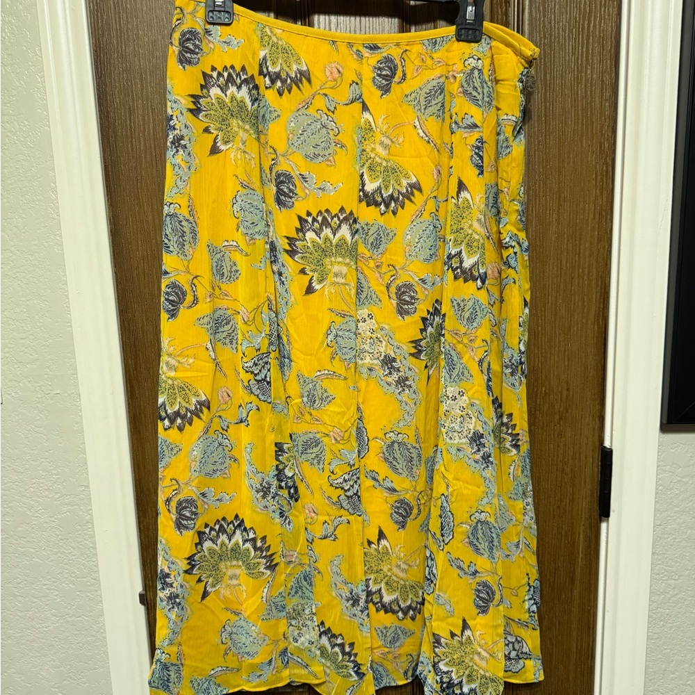 Liz Claiborne Yellow A-Line Tie Front Skirt